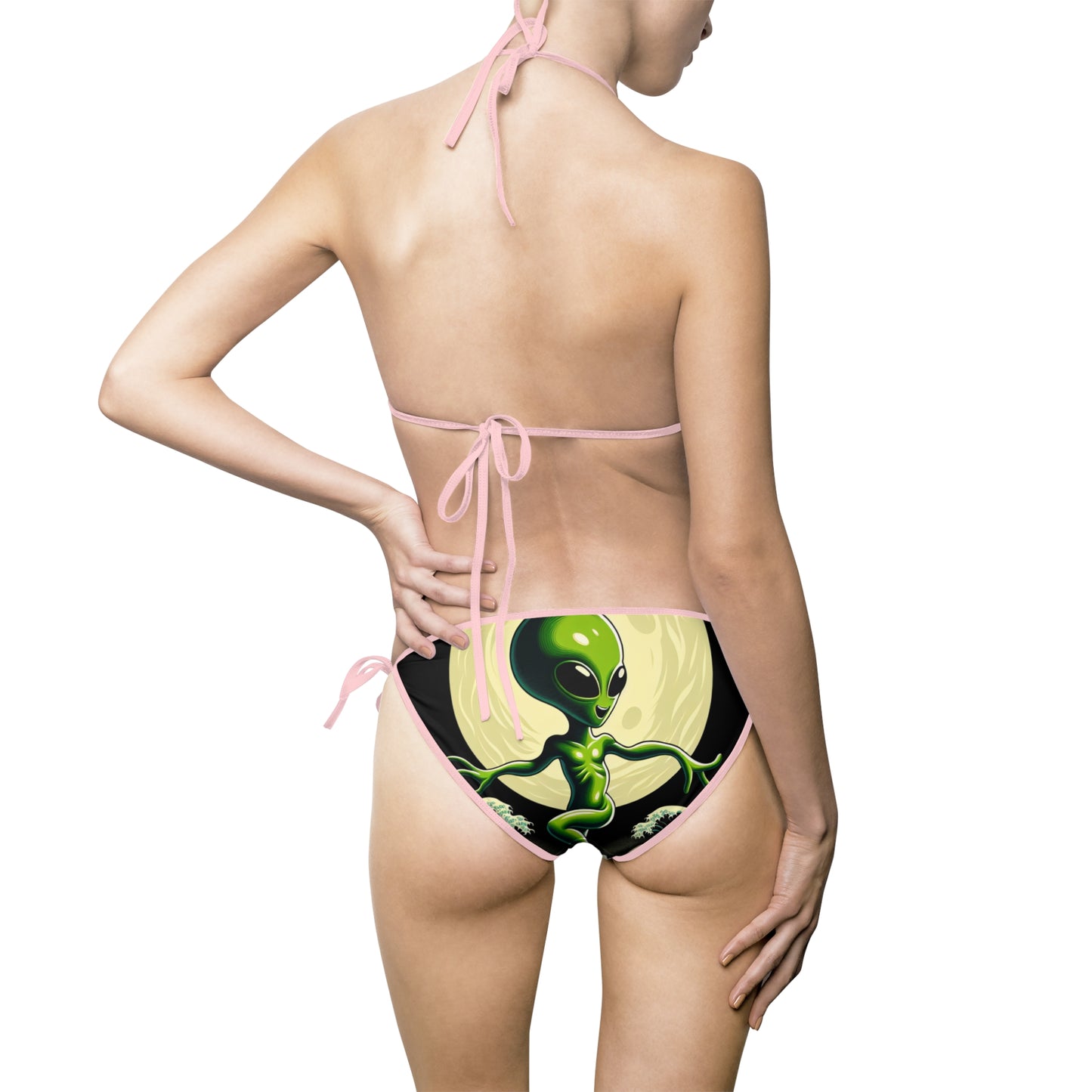 Alien Print Women's Bikini Swimsuit - Summer Beachwear for Fun Adventures