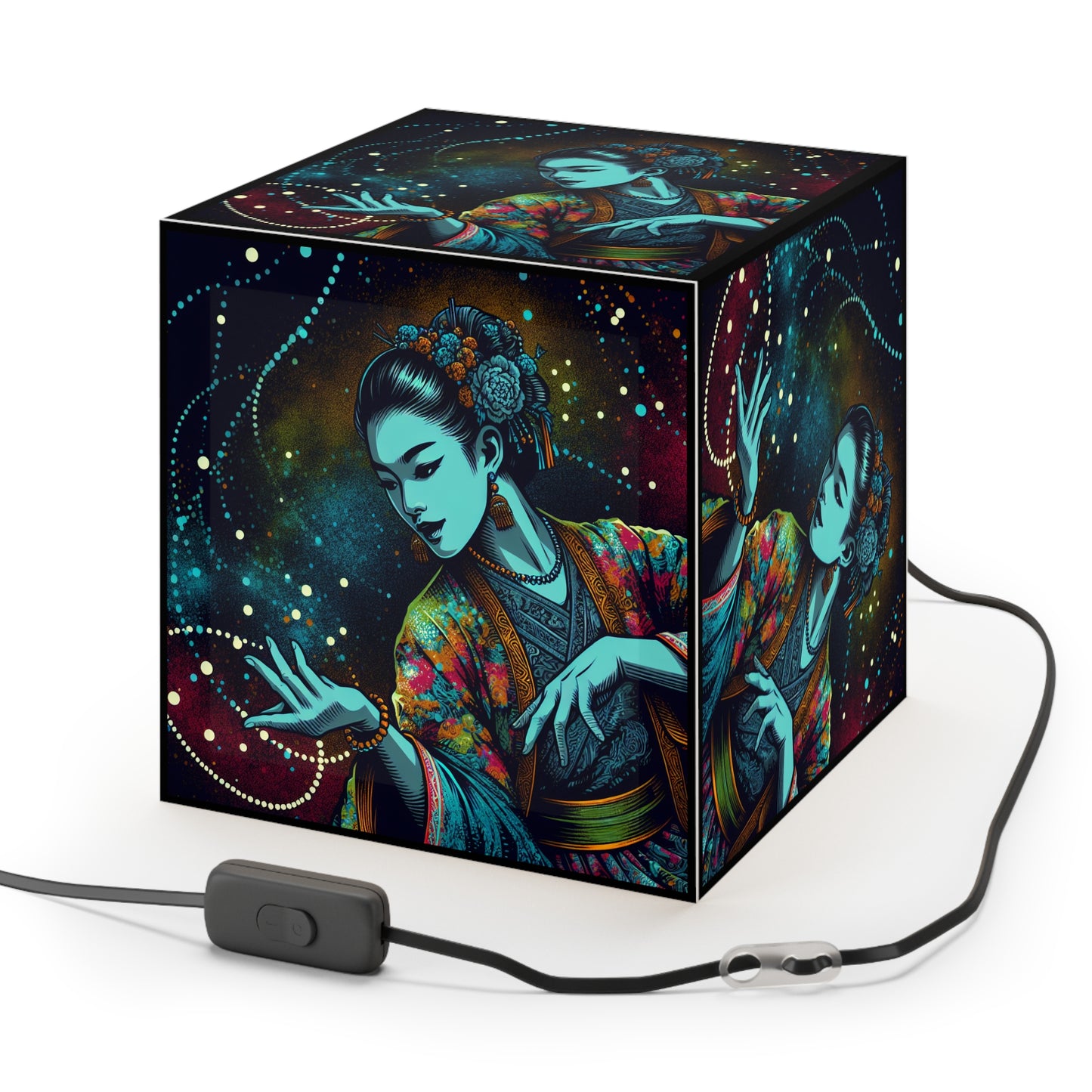 Light Her World Cube Lamp