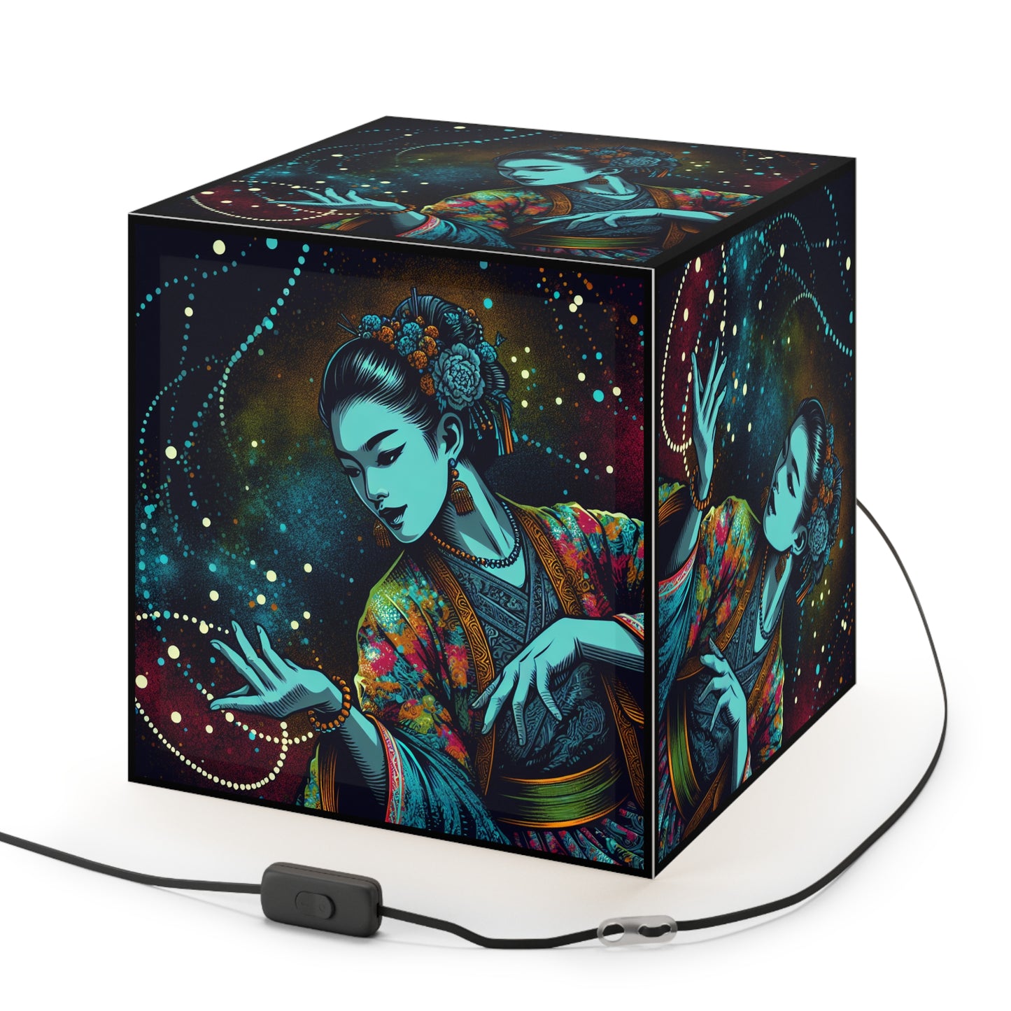 Light Her World Cube Lamp
