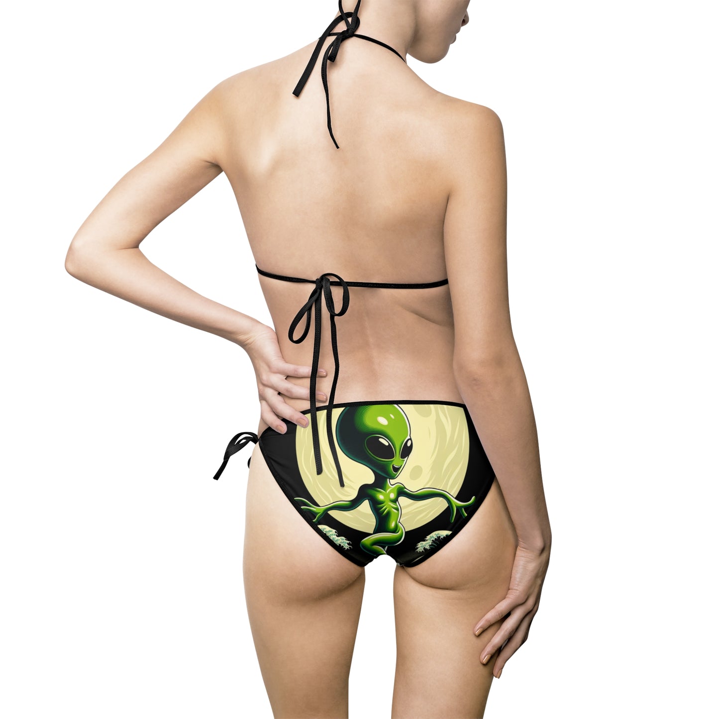 Alien Print Women's Bikini Swimsuit - Summer Beachwear for Fun Adventures