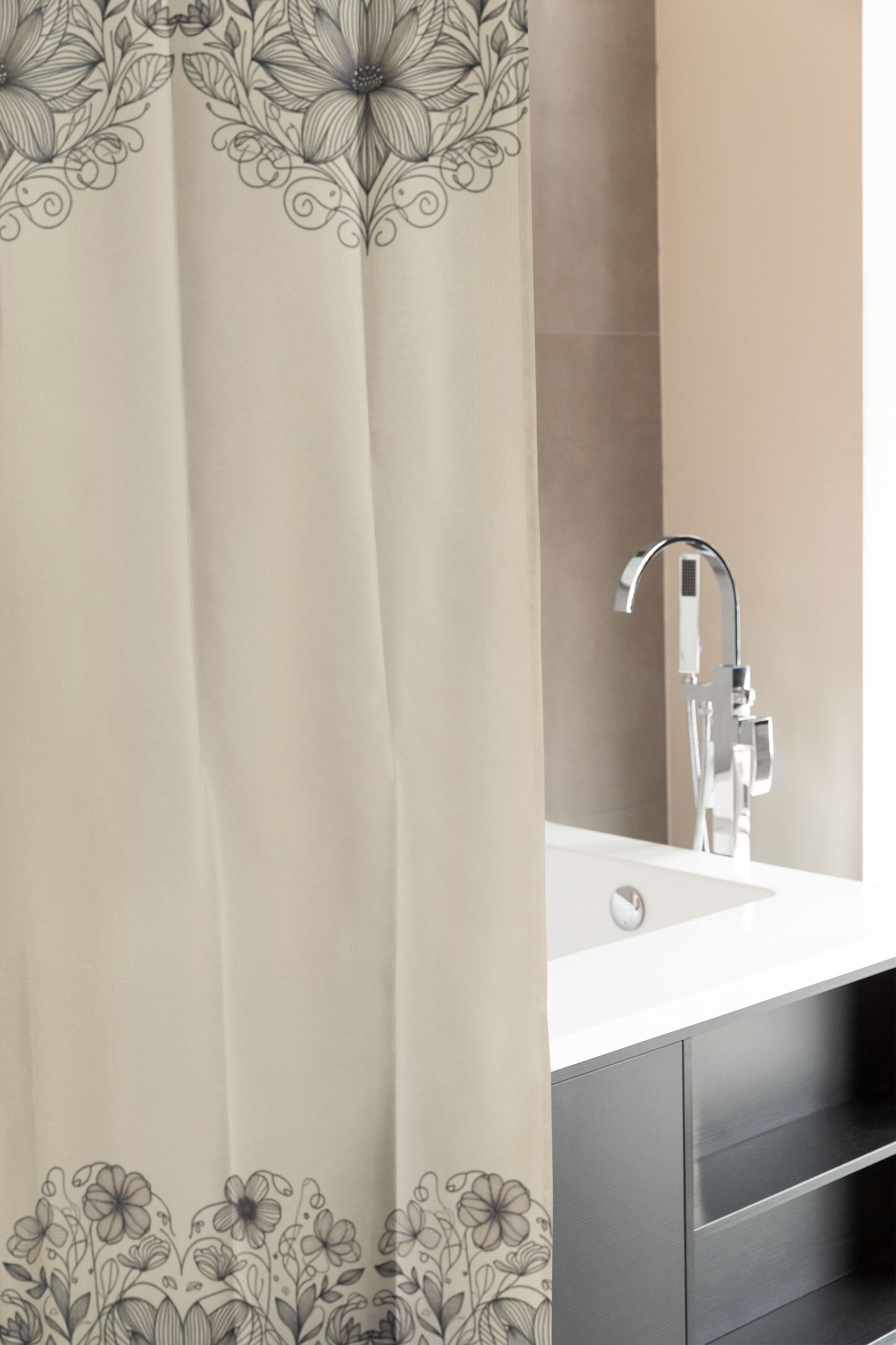 Elegant Floral Shower Curtain - Vintage Botanical Design